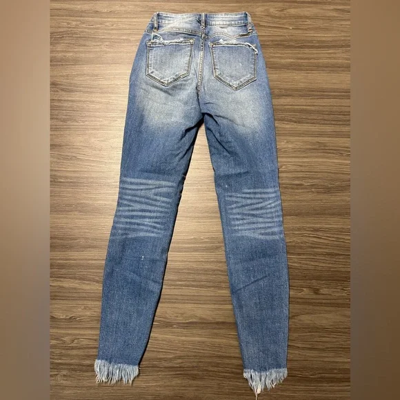 KanCan Distressed Skinny Jeans Size 0 / 23 - Picture 7 of 8